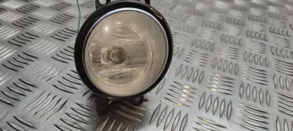 Toyota Avensis T250 Front fog light 89210657
