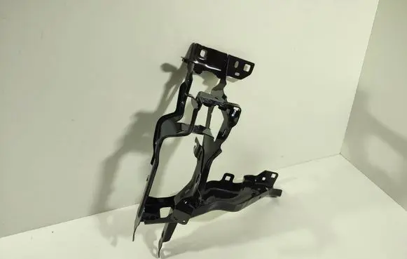 BMW X5M G05 F95 Headlight/headlamp mounting bracket 51647421709 7421709