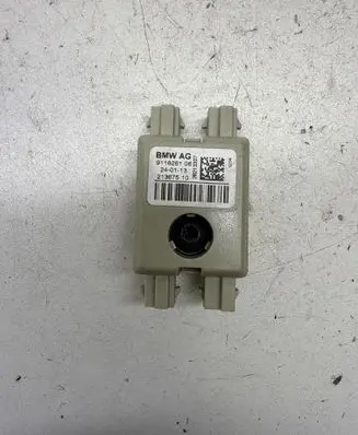 BMW 7 F01 F02 F03 F04 Aerial antenna amplifier 9118261