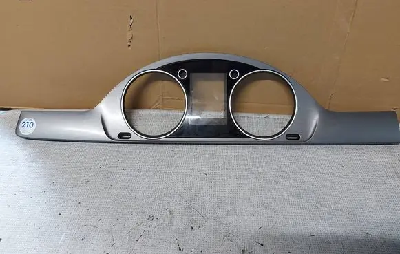 Dashboard trim