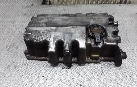 Oil sump