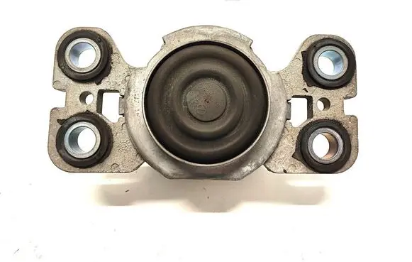 Land Rover Evoque I Engine mount bracket EJ327M121AB
