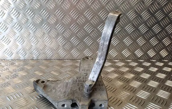 Volkswagen Touran I Gearbox mounting bracket 1K0199117AG