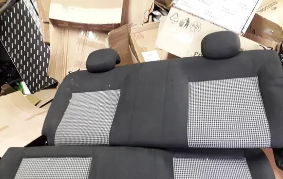 Renault Twingo III Second row seats 