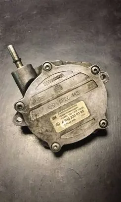 Mercedes-Benz B W245 Vacuum pump A6402300365
