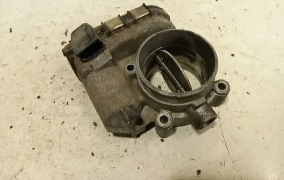 Mercedes-Benz E W210 Throttle valve a1110980109