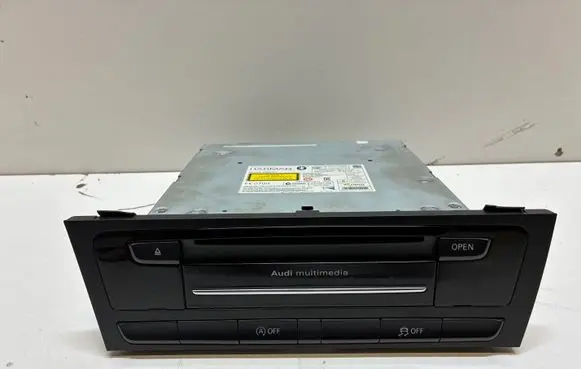 Audi A5 8T 8F Radio/CD/DVD/GPS head unit 8R1035652G