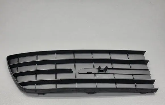 Mercedes-Benz A W169 Front bumper lower grill 190000028 A1698870825