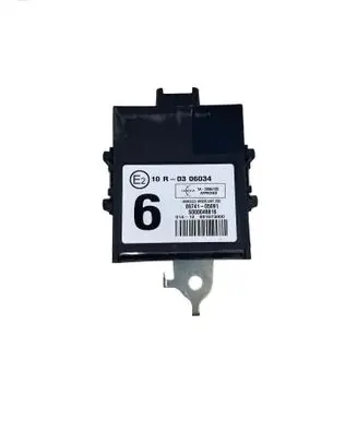 Toyota Avensis T270 Door central lock control unit/module 8974105091