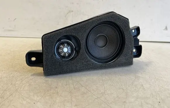 BMW X6 F16 Parcel shelf speaker 9354324 18353410