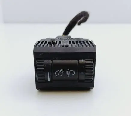 Volkswagen Polo IV 9N3 Headlight level height control switch 6Q0941333C
