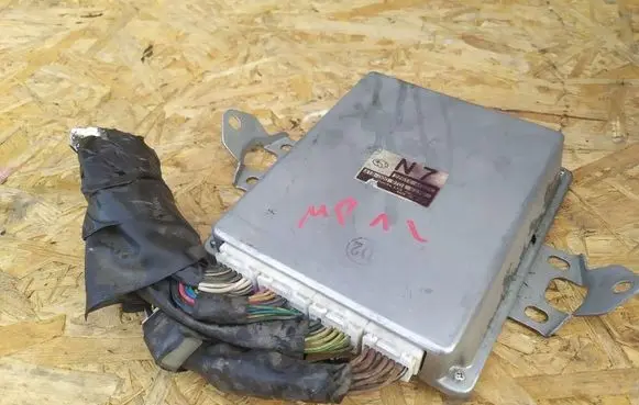 Subaru Forester SG Engine control unit/module ECU 22611AK671