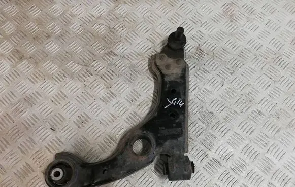 Alfa Romeo Giulietta Front wishbone bush C560 B984 530135