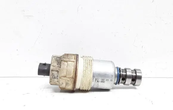 Mercedes-Benz C W204 Camshaft vanos timing valve A6511800315