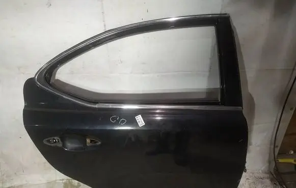 Rear door