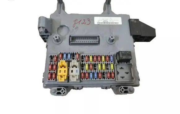 Jeep Cherokee Fuse box set 56010436AC 30959L 0171308