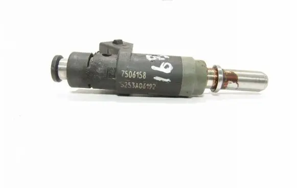 BMW 1 E81 E87 Fuel injector 7506158