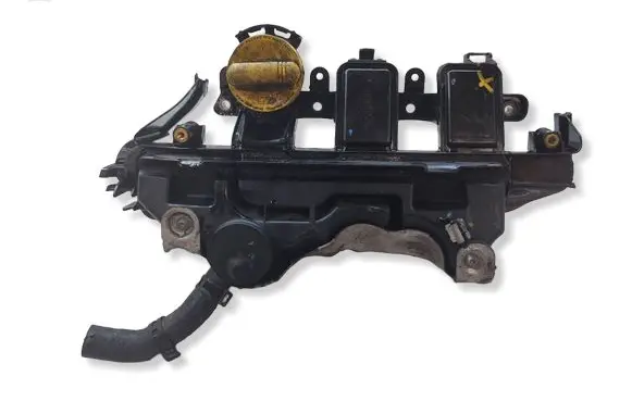 Nissan X-Trail T32 Rocker cam cover 118306606R