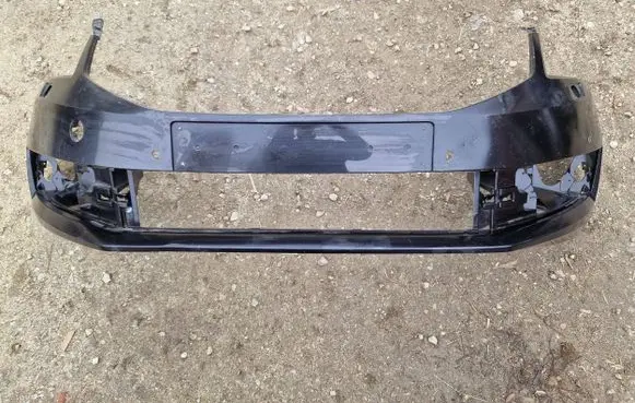 Skoda Octavia Mk3 (5E) Front bumper 5E0807221N