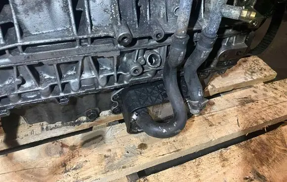 Volvo XC90 Engine block D5244T