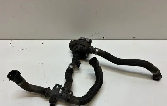 Peugeot 208 II Water pump 9827567880 7800625510