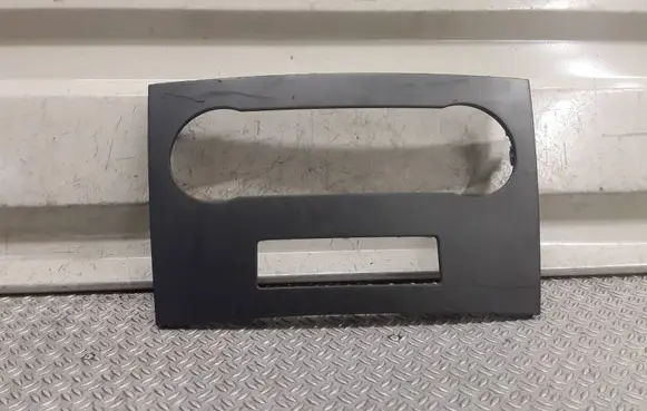Mercedes-Benz B W245 Climate control/heater control trim A1696803239