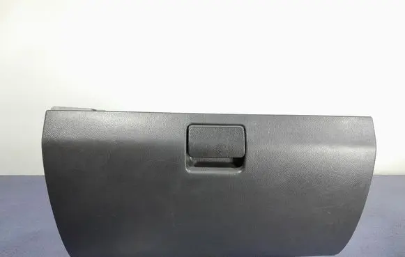 Chevrolet Captiva Glove box 96630050