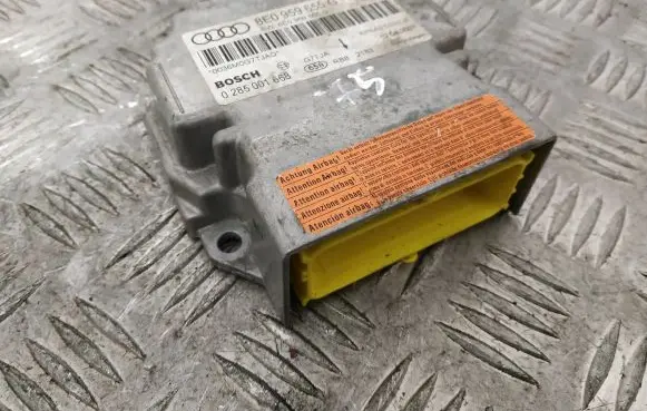 Audi A4 S4 B7 8E 8H Airbag control unit/module 8E0959655G
