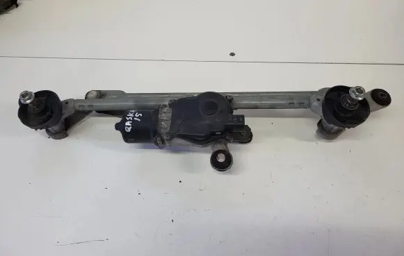 Nissan Qashqai Wiper motor 3Y28C003