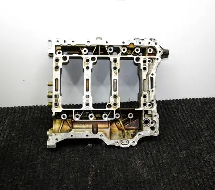 Audi A6 S6 C7 4G Oil sump 06E103032