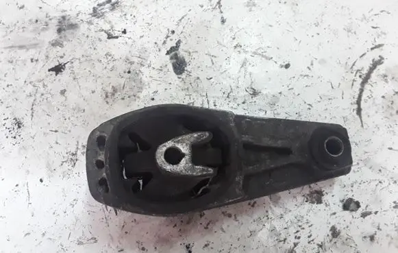 Peugeot 207 Gearbox mount 9682019480