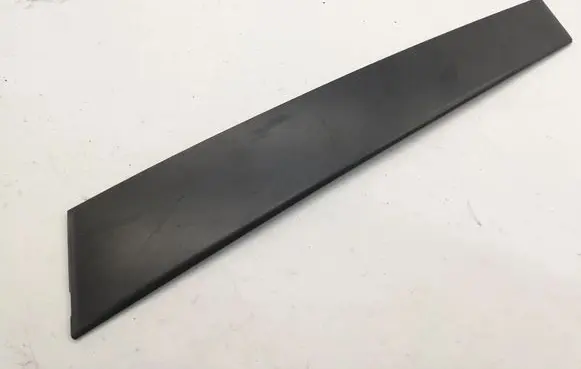 Toyota Corolla Cross Door glass trim 75755