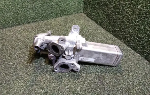Renault Master III EGR valve cooler 147355889R MM11888