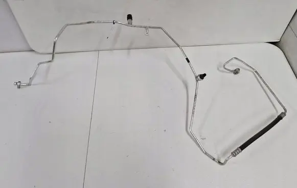 Renault Captur Air conditioning (A/C) pipe/hose 924404702R