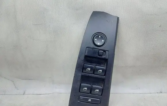 BMW 5 E60 E61 Electric window control switch 6951904