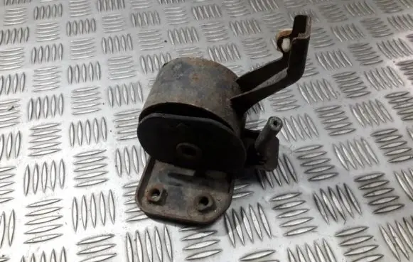 Hyundai Coupe Engine mount bracket 2183428000 21834-28000
