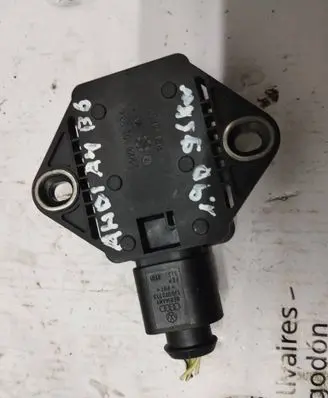 Audi A4 S4 B6 8E 8H ESP acceleration yaw rate sensor 8E0907637A 0265005245 5000467