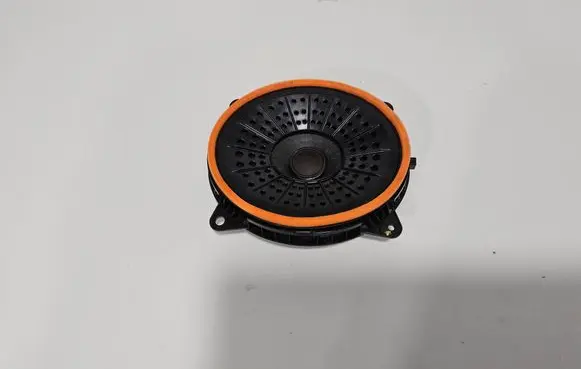 Toyota Sienna XL40 IV Front door speaker 8616006850