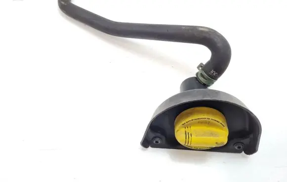 Nissan NV400 Oil fill pipe 8200795333