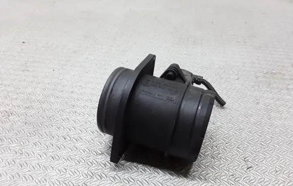 Volkswagen Touran I Mass air flow meter 0281002531 038906461B
