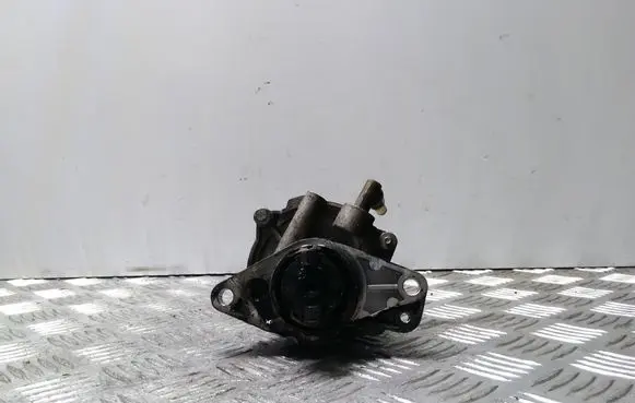 Opel Corsa D Vacuum pump 