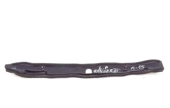 Ford Ranger Fender end trim UR5656396