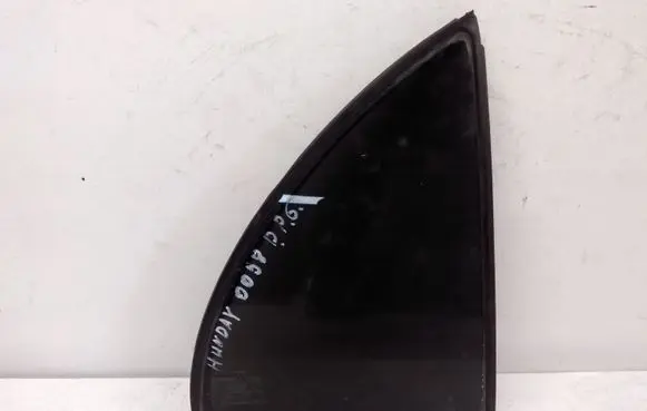 Hyundai Accent Rear vent window glass 