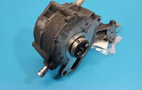 Seat Leon (1P) Vacuum pump 038145209C IMPRK1553811