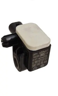 Mercedes-Benz B W246 W242 Airbag deployment crash/impact sensor A1668210151 56054085AA 024120608
