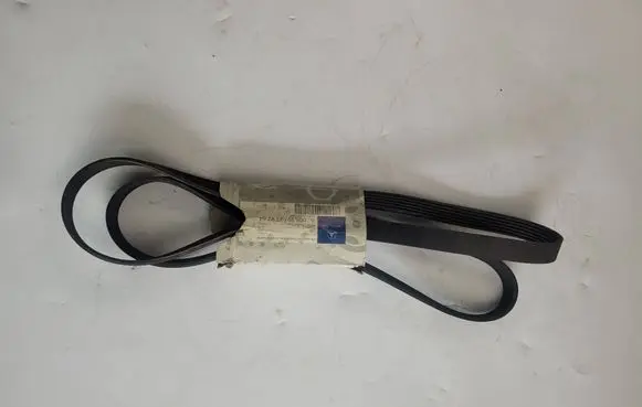 Mercedes-Benz Vito Viano W638 Alternator belt A0089977392