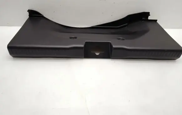 Suzuki Swift III Trunk/boot sill cover protection 7619152R0