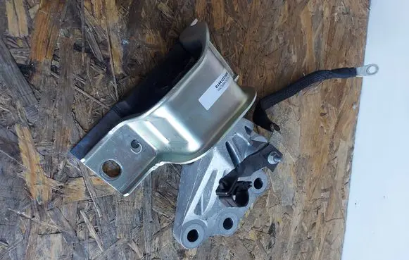 Peugeot Boxer Engine mount vacuum valve 01441221680
