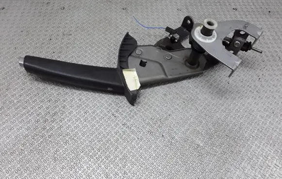 KIA Ceed Handbrake/parking brake lever assembly