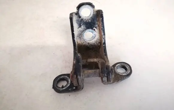 Honda Civic Rear door lower hinge